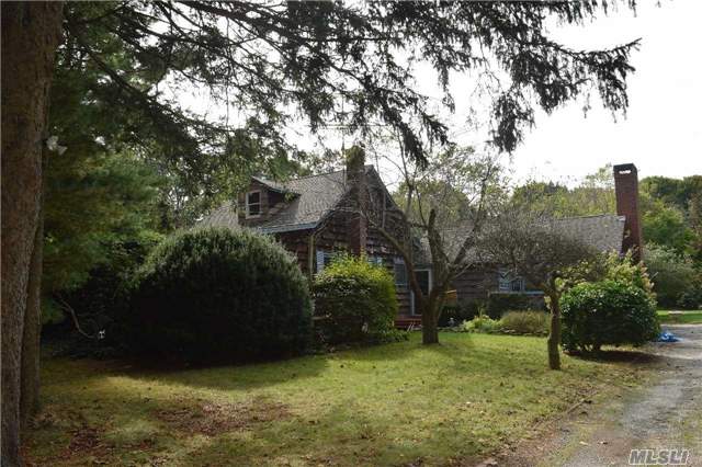 #1 photo, 51 Stratford Avenue, מחוז סאפוק Greenlawn , NY 11740