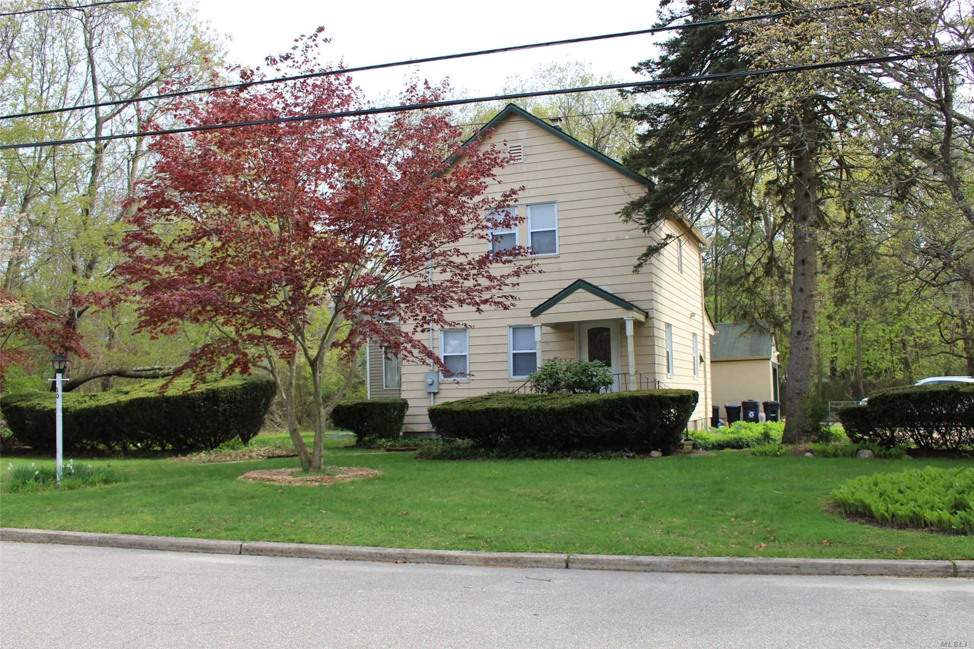 #1 photo, 30 Ontario Street, מחוז סאפוק Huntington , NY 11743