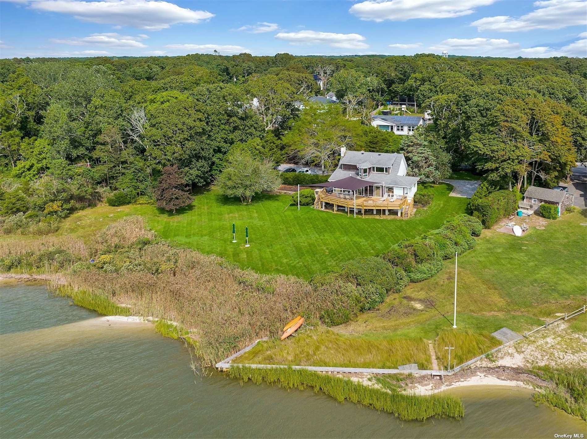 #1 photo, 44 E Tiana Road, Саффолк ‖ Hampton Bays , NY 11946