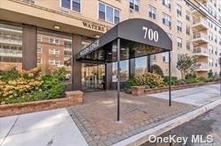 #1 photo, 700 Shore Road, מחוז נסאו Long Beach , NY 11561