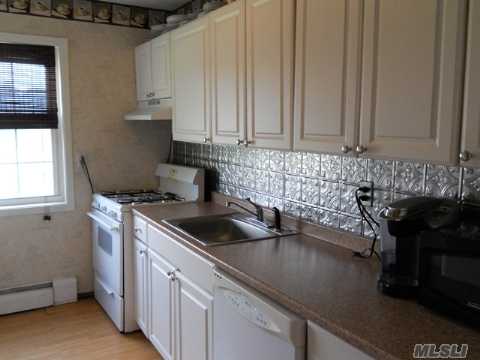 #1 photo, 460 Old Town Road, Саффолк ‖ Port Jefferson Station , NY 11776