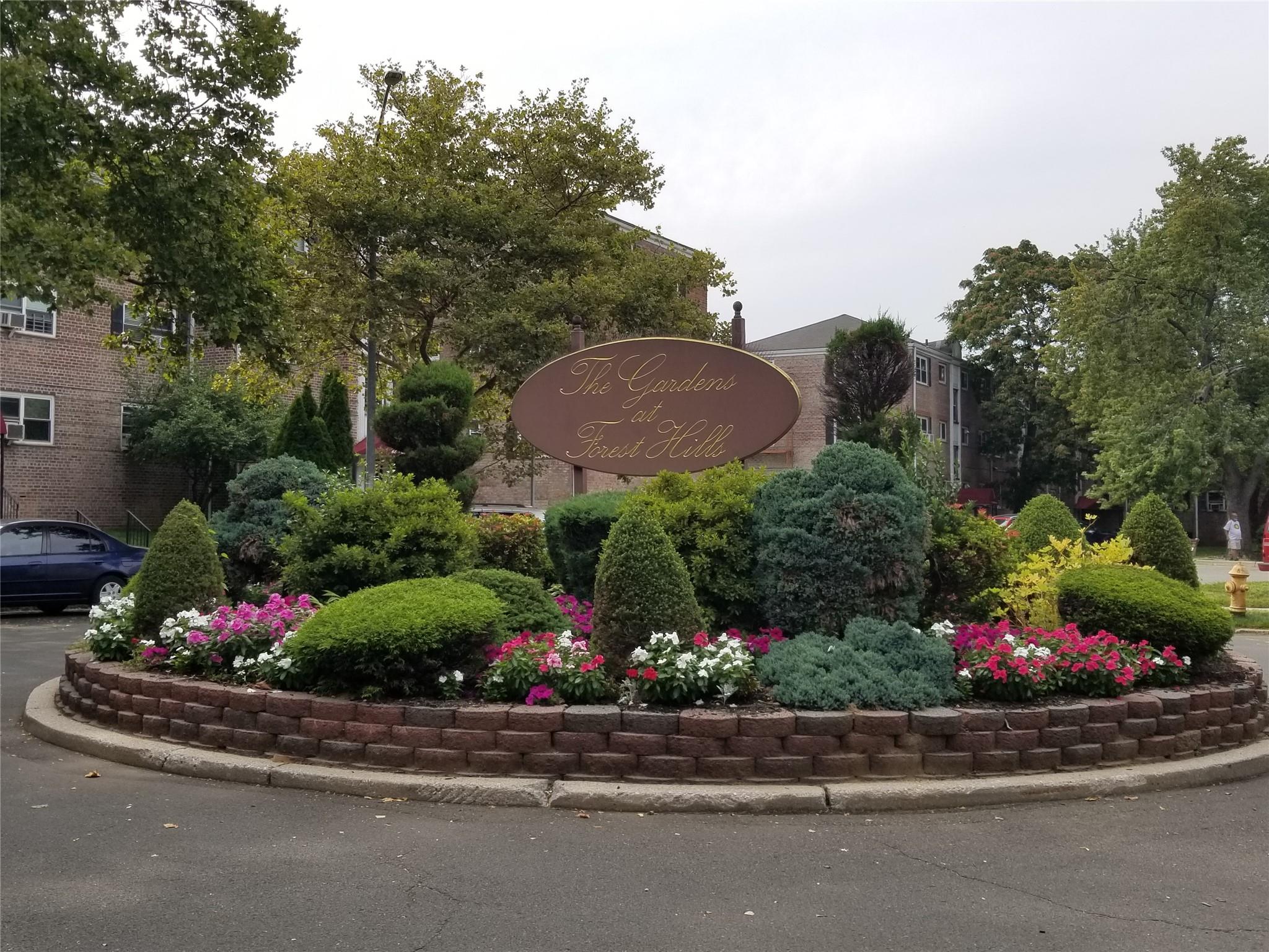 #1 photo, 111-16 66th Avenue, קווינס Forest Hills , NY 11375