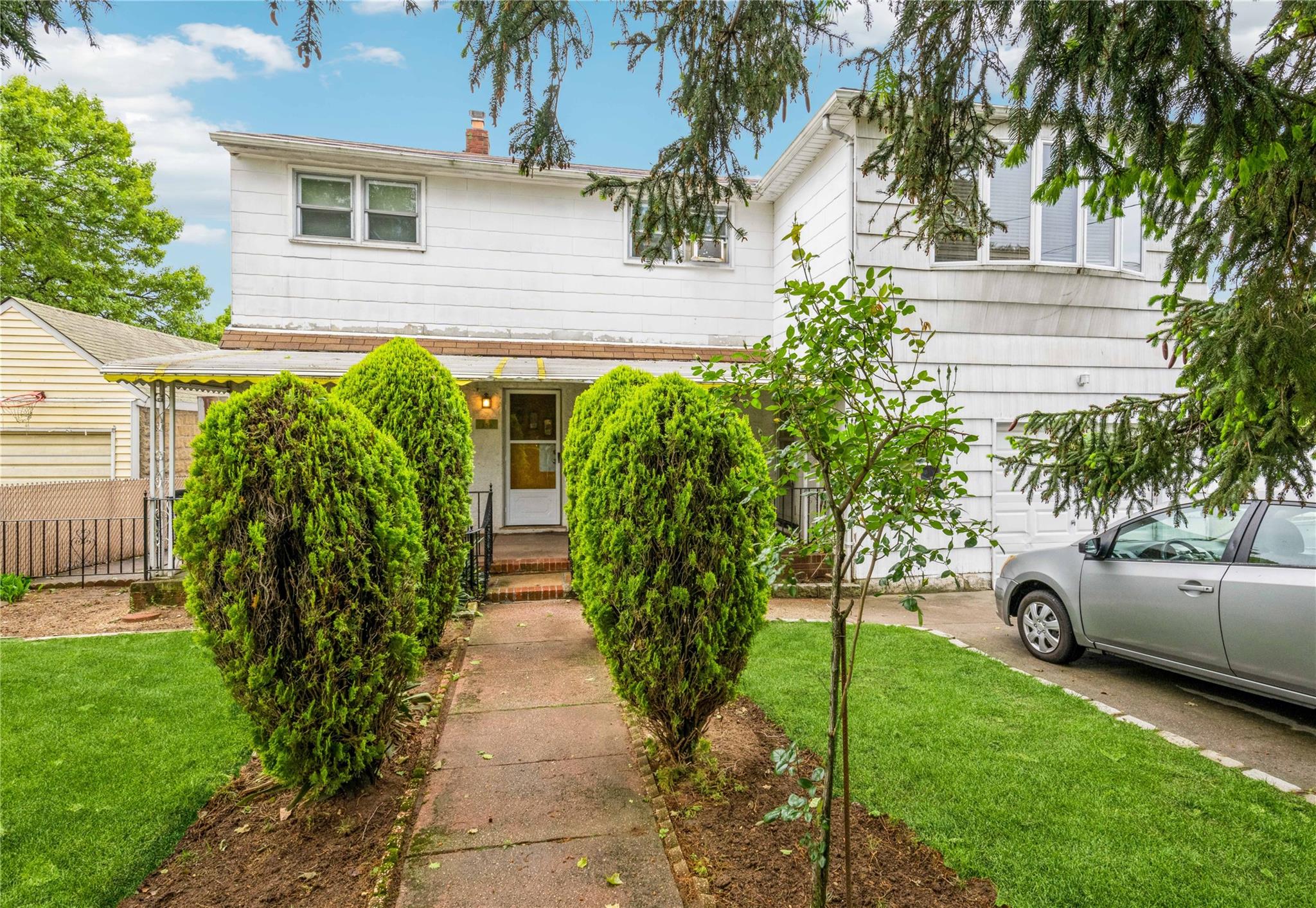 #1 photo, 356 Oakley Avenue, Нассау ‖ Elmont , NY 11003