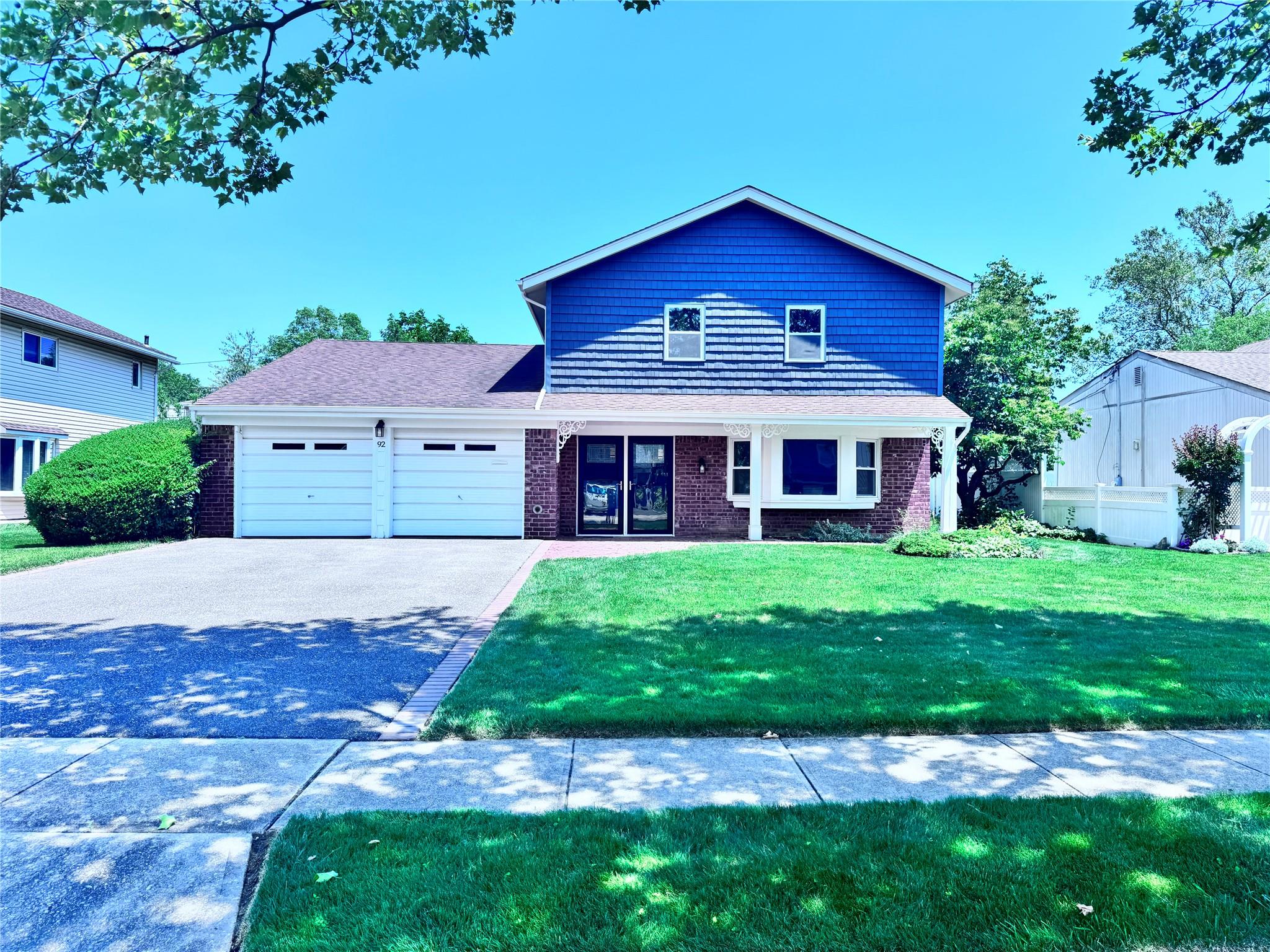 #1 photo, 92 nottingham Road, Нассау ‖ Manhasset Hills , NY 11040
