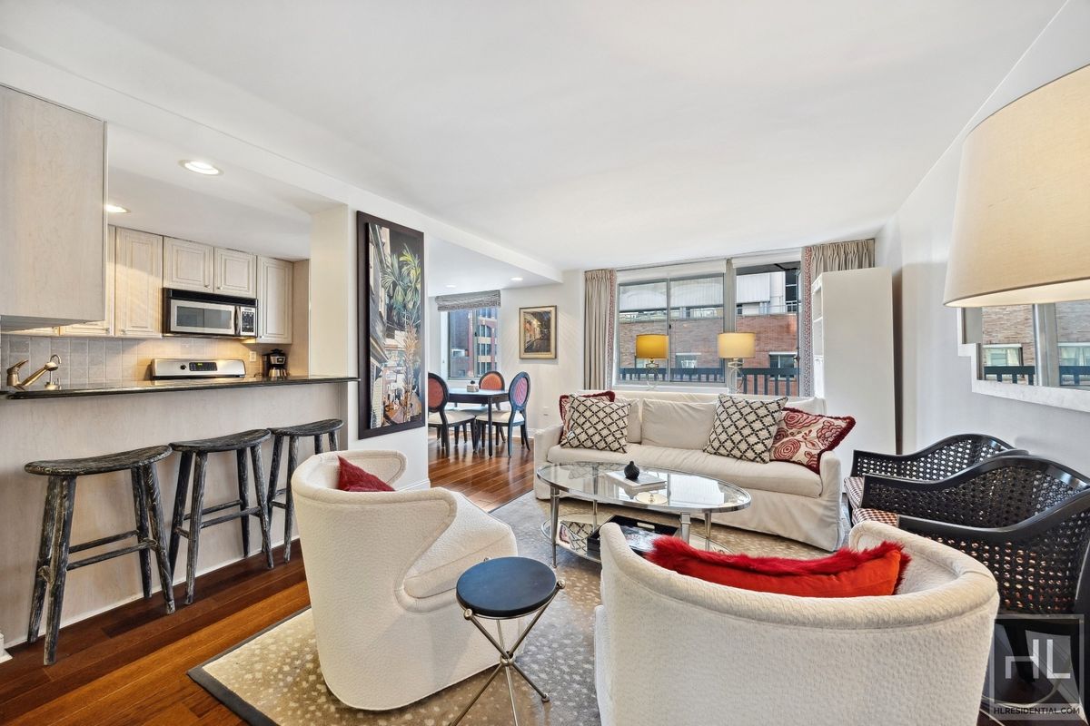 #1 photo, 50 Lexington Avenue, מנהטן Gramercy , NY 10010