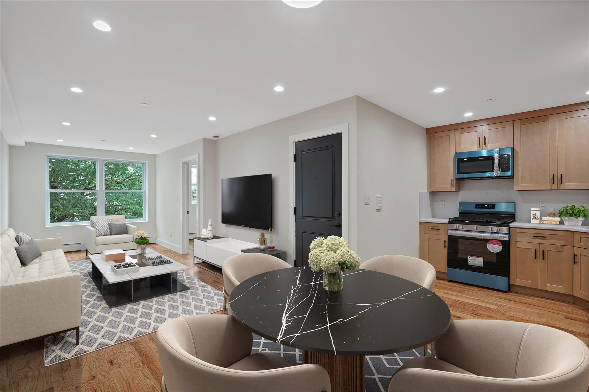 #1 photo, 60-14 Menahan Street, Куинс ‖ Ridgewood , NY 11385
