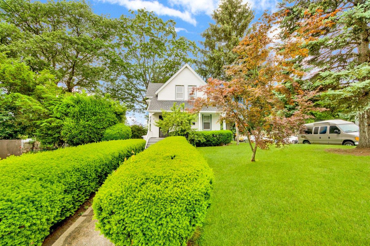 #1 photo, 265 Mayflower Avenue, New Rochelle , NY 10801