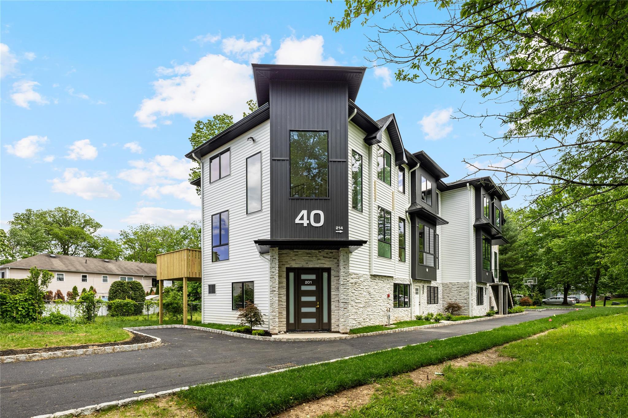 #1 photo, 40 Singer Avenue, Spring Valley , NY 10977