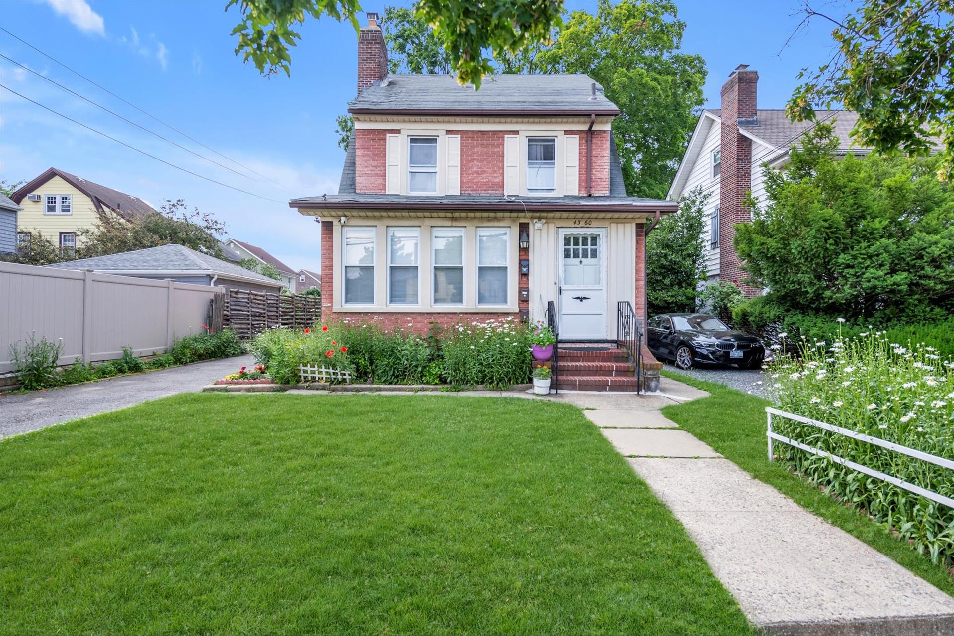 #1 photo, 43-60 AUBURNDALE Lane, קווינס Flushing , NY 11358