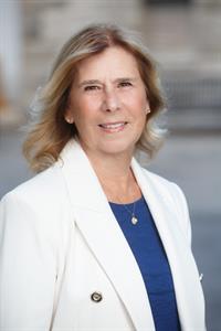 Picture of Edie Esposito 