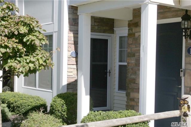 #1 photo, 18 Lager Lane, सफ़ोक काउंटी Patchogue , NY 11772