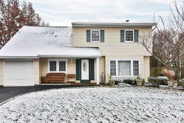 #1 photo, 153 Gainsborough Road, Holbrook , NY 11741