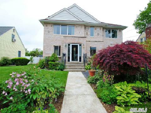 #1 photo, 71 Brunswick Ave, Williston Park , NY 11596