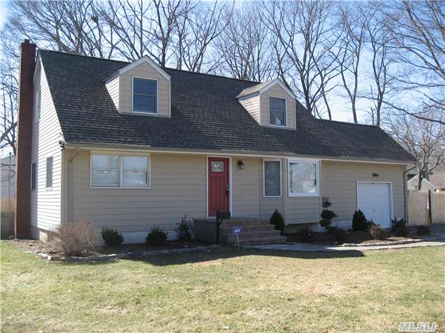 #1 photo, 92 Western Ave, Deer Park , NY 11729