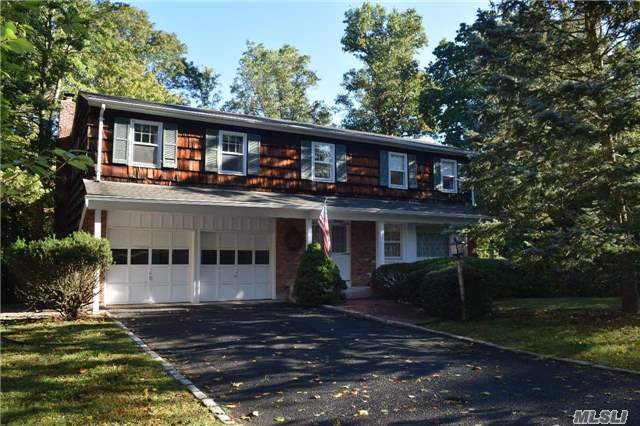 #1 photo, 6 Essex Drive, Northport , NY 11768