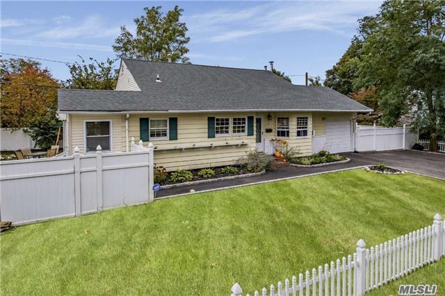 #1 photo, 2 Diane Court, E. Northport , NY 11731