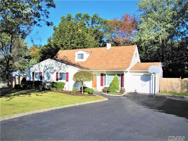 #1 photo, 7 Marcy Drive, מחוז סאפוק Mount Sinai , NY 11766