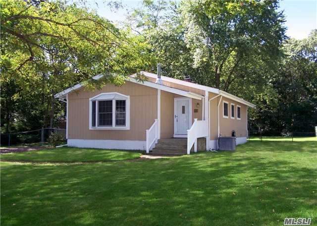 #1 photo, 71 Oak Avenue, Shirley , NY 11967