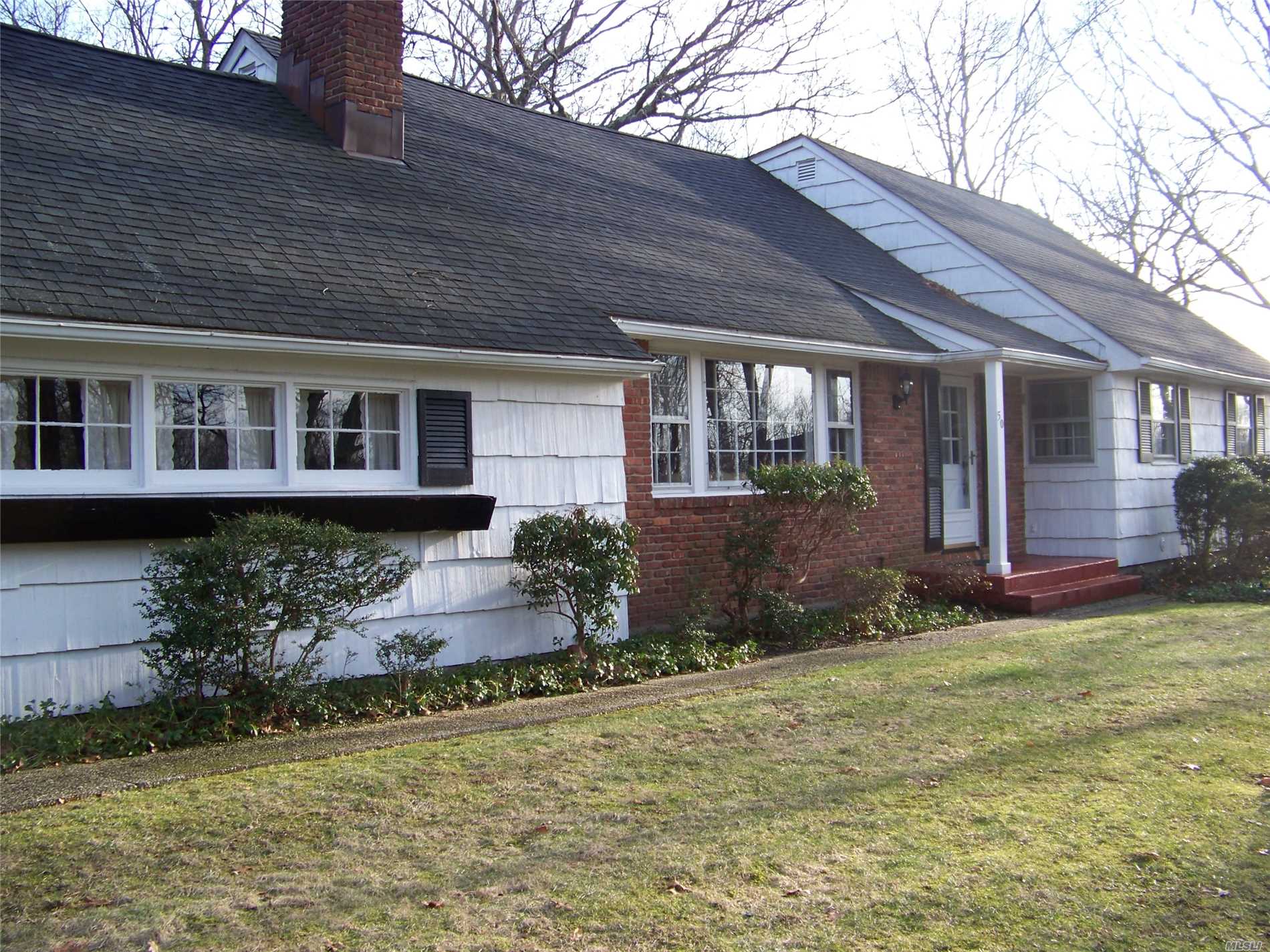 #1 photo, 50 Bunkerhill Drive, サフォーク郡 Huntington , NY 11743