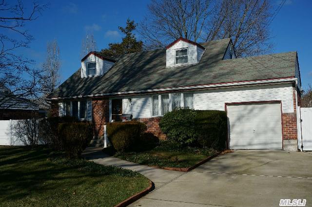 #1 photo, 17 Eldridge Street, サフォーク郡 East Northport , NY 11731