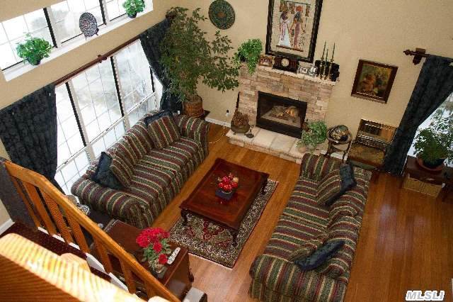 #1 photo, 115 Dorado S. Court, Middle Island , NY 11953