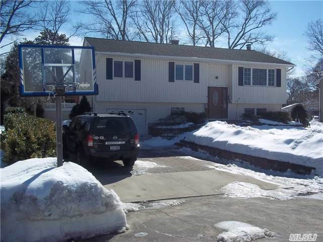 #1 photo, 35 Topaz Drive, Ronkonkoma , NY 11779