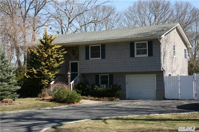 #1 photo, 24 Linda Ave, サフォーク郡 Aquebogue , NY 11931