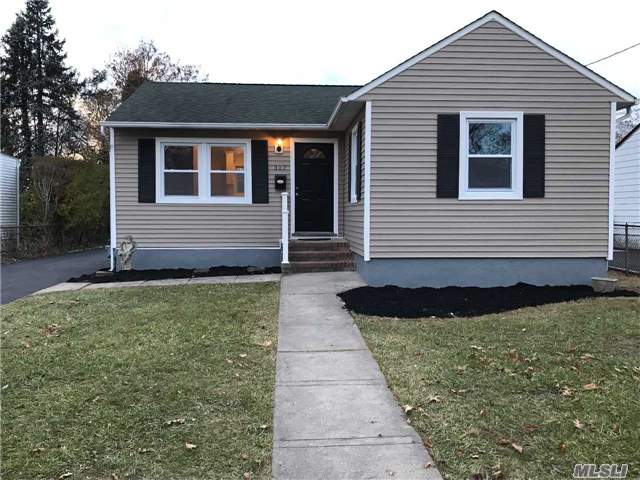 #1 photo, 317 15th Street, Lindenhurst , NY 11757