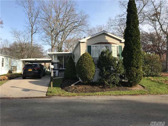 #1 photo, 1661-57 Old Country Road, Riverhead , NY 11901