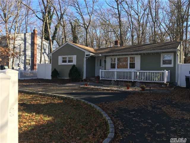 #1 photo, 106 Lakeside Trail, Ridge , NY 11961