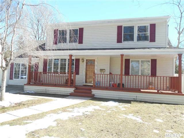 #1 photo, 71 Jenkins Street, ナッソー郡 Merrick , NY 11566