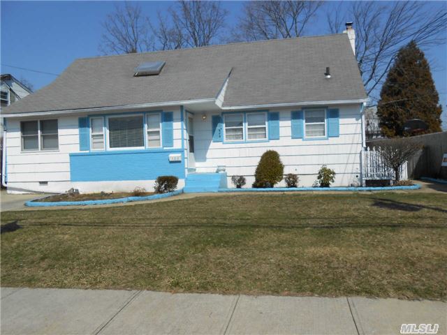 #1 photo, 109 Justice Street, West Babylon , NY 11704