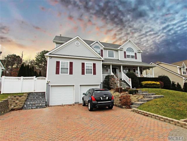 #1 photo, 54 Beechwood Drive, サフォーク郡 Manorville , NY 11949