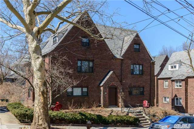 #1 photo, 43-10 Orient Avenue, Douglaston , NY 11363