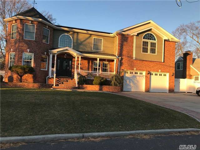 #1 photo, 21 Alexander Street, 롱 아일랜드 Babylon , NY 11702