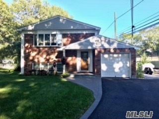 #1 photo, 29 May Court, Ronkonkoma , NY 11779