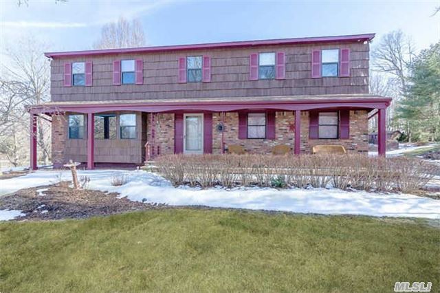 #1 photo, 14 Ridings Road, Northport , NY 11768