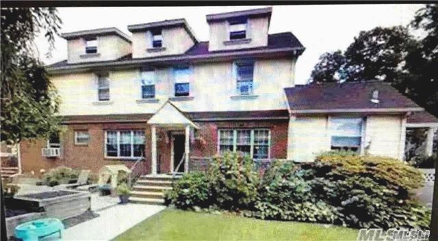 #1 photo, 161-03 Powell Cove Blvd, Beechhurst , NY 11357