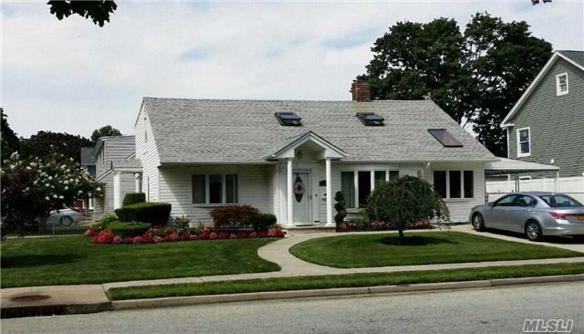 #1 photo, 3659 Martha Boulevard, 롱 아일랜드 Bethpage , NY 11714