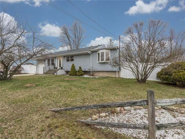 #1 photo, 533 Goodrich Ave, N. Babylon , NY 11703