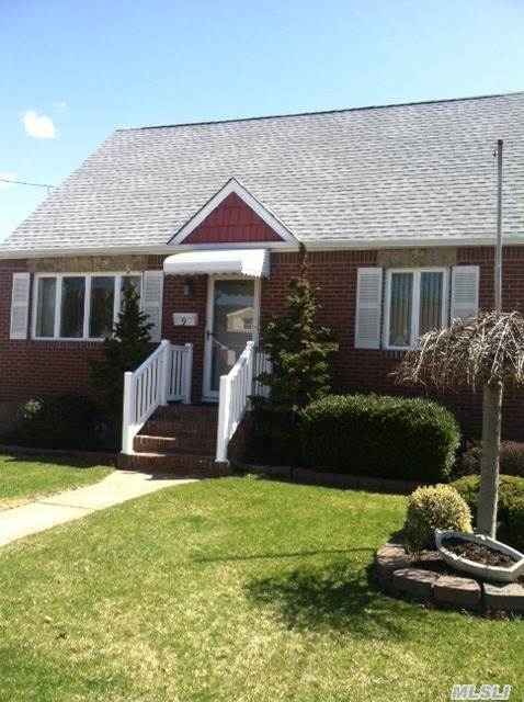 #1 photo, 9 Abbey Court, Bellmore , NY 11710