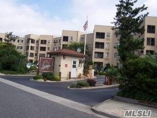 #1 photo, 725 Miller Avenue, ナッソー郡 Freeport , NY 11520