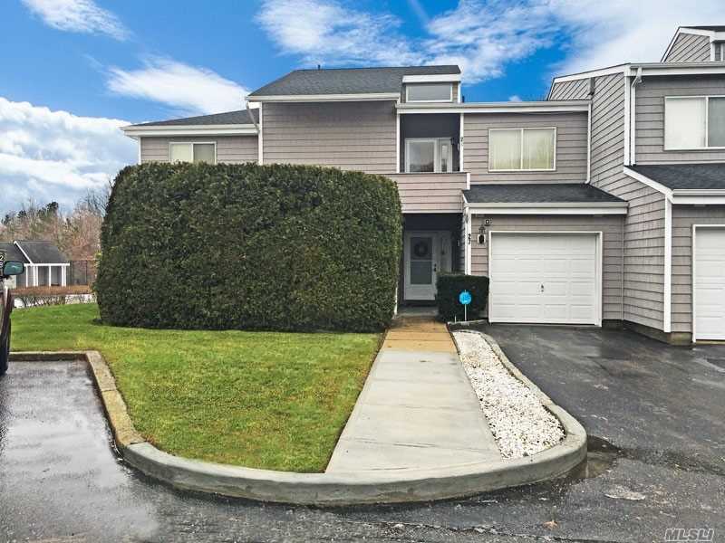 #1 photo, 28 Vista Drive, サフォーク郡 Manorville , NY 11949