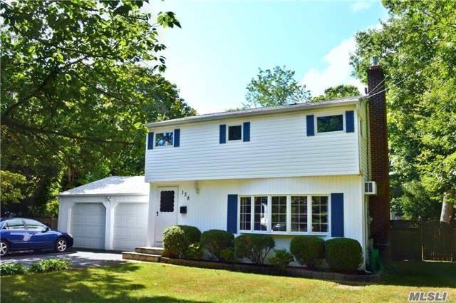 #1 photo, 138 Rollstone Avenue, 롱 아일랜드 W. Sayville , NY 11796