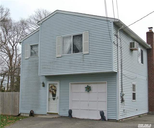 #1 photo, 332 Terry Blvd, Holbrook , NY 11741