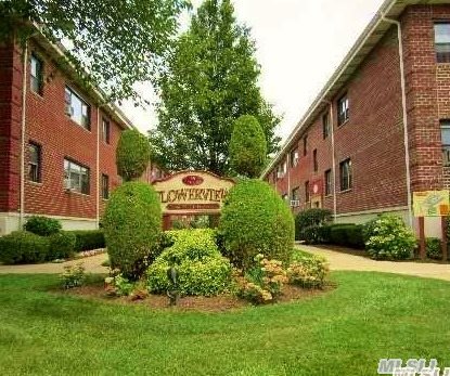 #1 photo, 91 Tulip Avenue, ناسو Floral Park , NY 11001