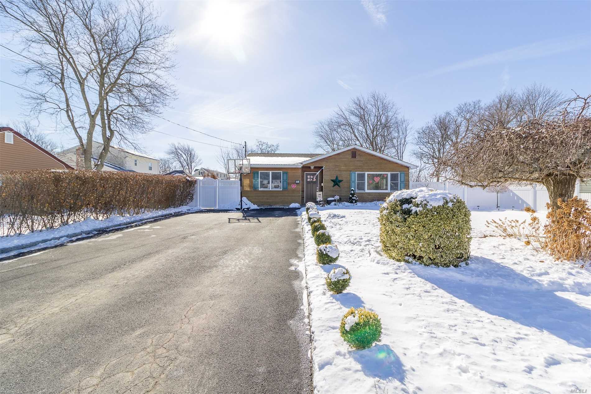 #1 photo, 46 Patchogue Street, Patchogue , NY 11772