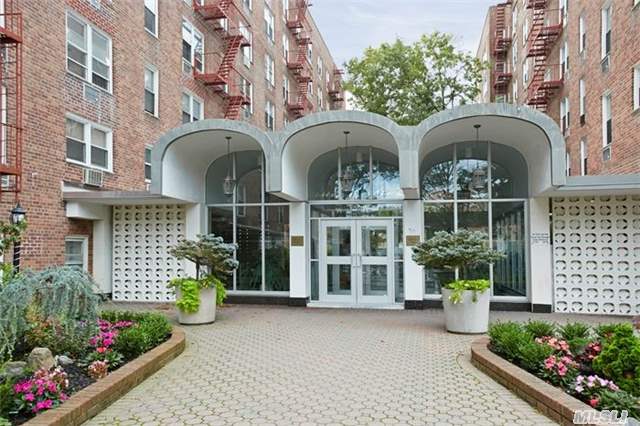 #1 photo, 54-40 Little Neck Parkway, クイーンズ区 Little Neck , NY 11362