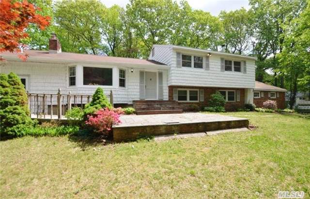 #1 photo, 69 Bankside Dr, サフォーク郡 Centerport , NY 11721