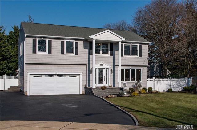 #1 photo, 9 Cele Court, Sayville , NY 11782